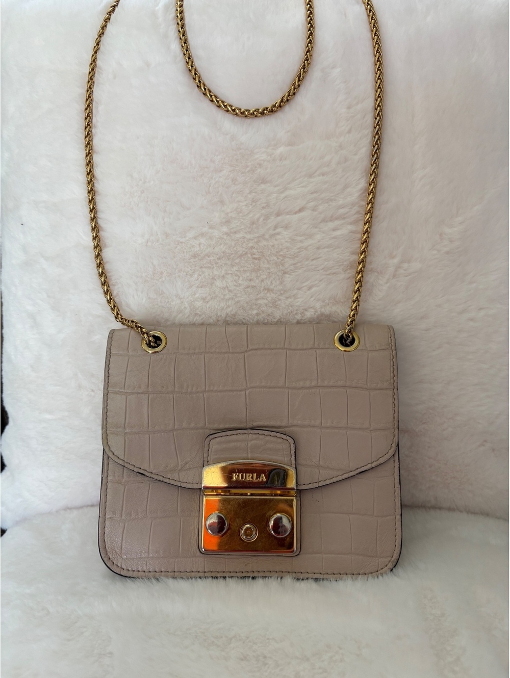 Furla Metropolis Embossed Authentic Furla Leather Crossbody Bag – Beige/Taupe